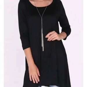 3/4 sleeve black tunic top